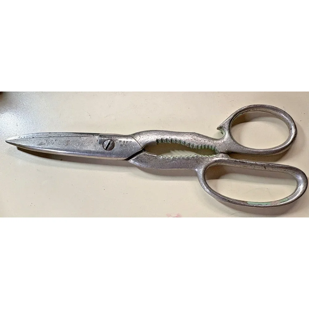 Vintage WISS Patented 1.K.S. USA kitchen Shears Scissors Cutlery 8''